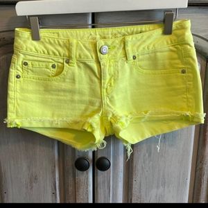 American Eagle Neon Yellow Cut Off Jean Short sz 2!